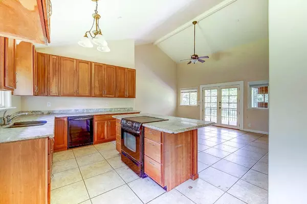 Kapaa, HI 96746,5691-A HAUAALA RD #2