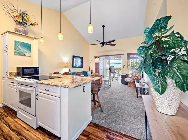 Kailua-kona, HI 96740,75-6081 ALII DR #A206