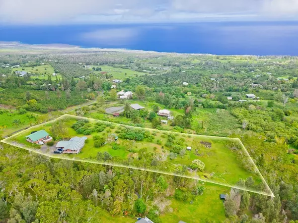 88-1549 ALA PAKAUA RD, Captain Cook, HI 96704