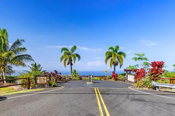 85-4480 KAPIA RD, Captain Cook, HI 96704