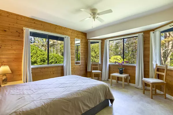 Honokaa, HI 96727,45-1006 KALEHUA RD