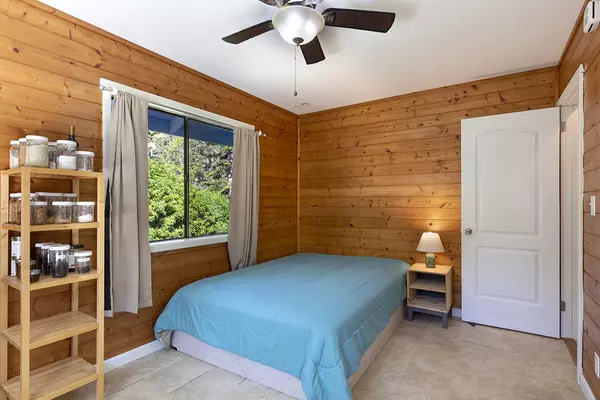 Honokaa, HI 96727,45-1006 KALEHUA RD