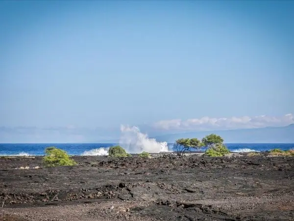 72-1180 KEKAHAWAIOLE DR, Kailua Kona, HI 96740
