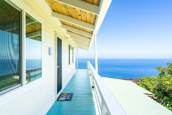 Captain Cook, HI 96704,87-3215 DATURA RD