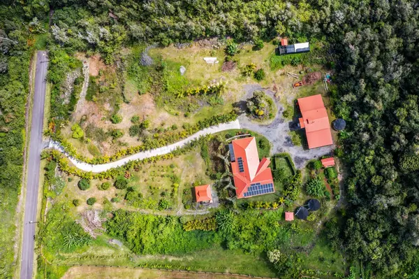 88-1646 MALOLO DR, Captain Cook, HI 96704