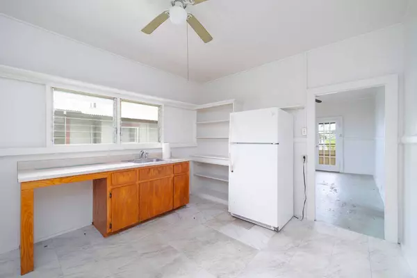 Hilo, HI 96720,62 BARENABA LN