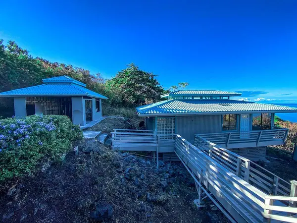 Captain Cook, HI 96704,87-3183 EA RD