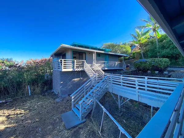 Captain Cook, HI 96704,87-3183 EA RD