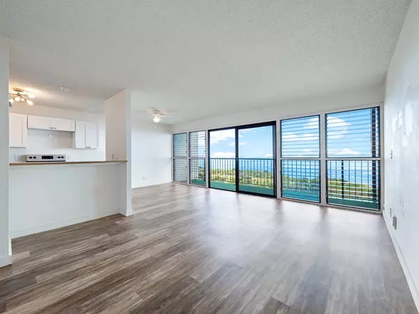 Holualoa, HI 96725,79-7199 MAMALAHOA HWY #253