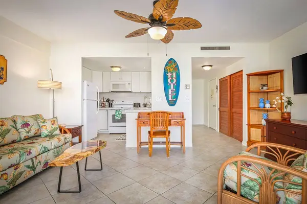 75-5719 ALII DR #218, Kailua-kona, HI 96740