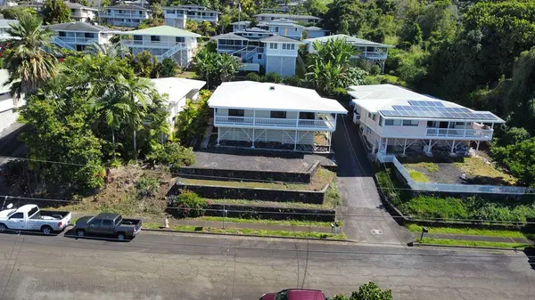 Captain Cook, HI 96704,82-6063 KIRITINA PL