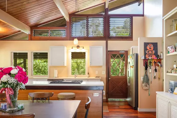 Kapaa, HI 96746,2060 PUU KAA ST