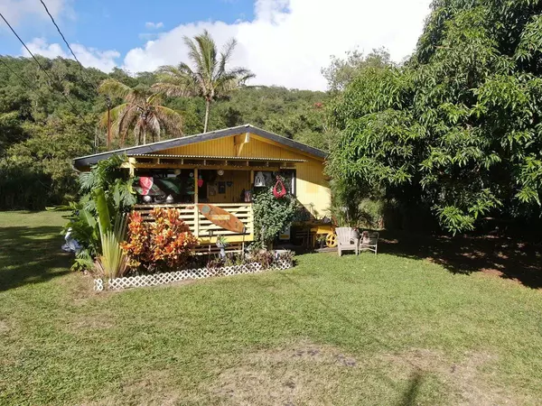 95-5970 MAMALAHOA HIGHWAY, Naalehu, HI 96772