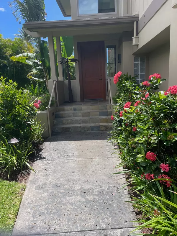 72-220-A KE ALAULA PL, Kailua-kona, HI 96740