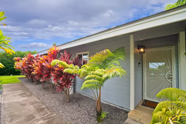 Kailua-kona, HI 96740,76-230 OLOMEA PL