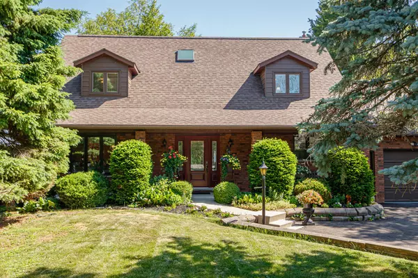 Collingwood, ON L9Y 5P3,43 Georgian Manor DR
