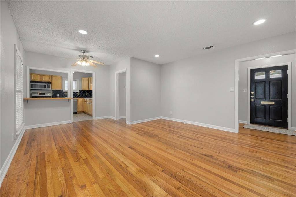 Fort Worth, TX 76107,4320 Donnelly Avenue