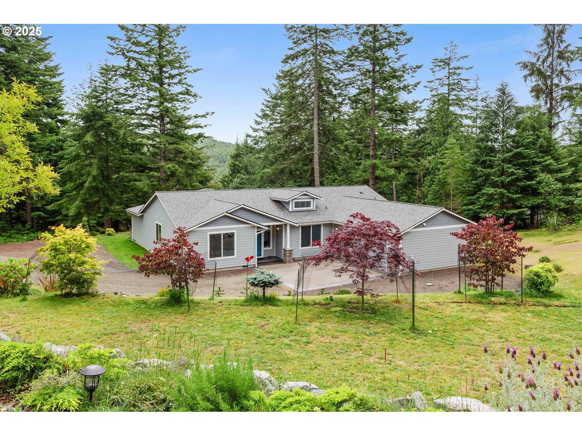69857 STAGE RD, North Bend, OR 97459