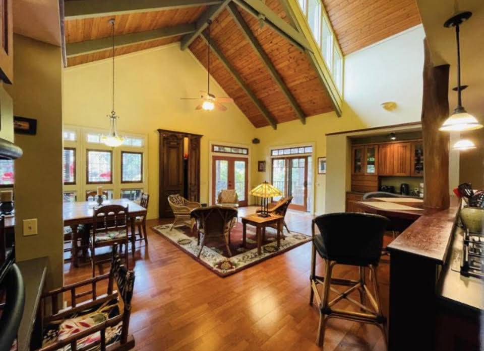 95-6097 MAMALAHOA HIGHWAY, Naalehu, HI 96772