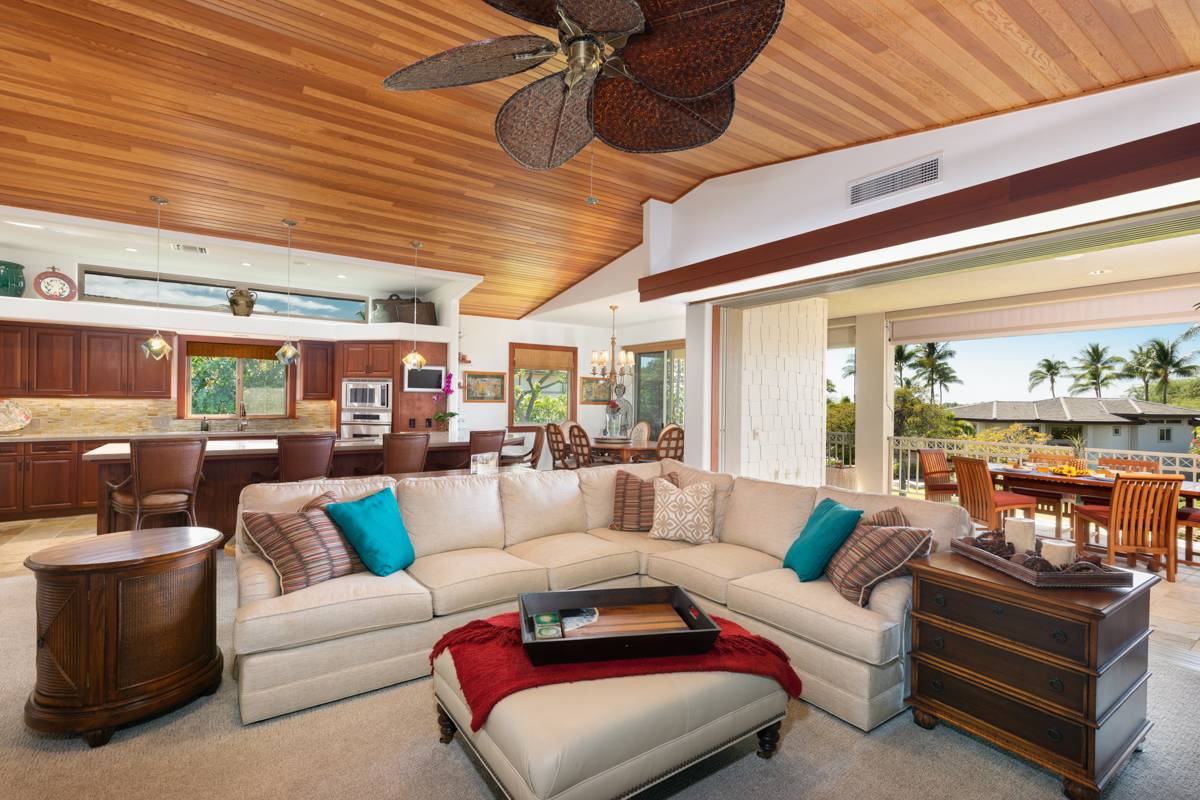 68-1025 KANIKU DR #301, Kamuela, HI 96743