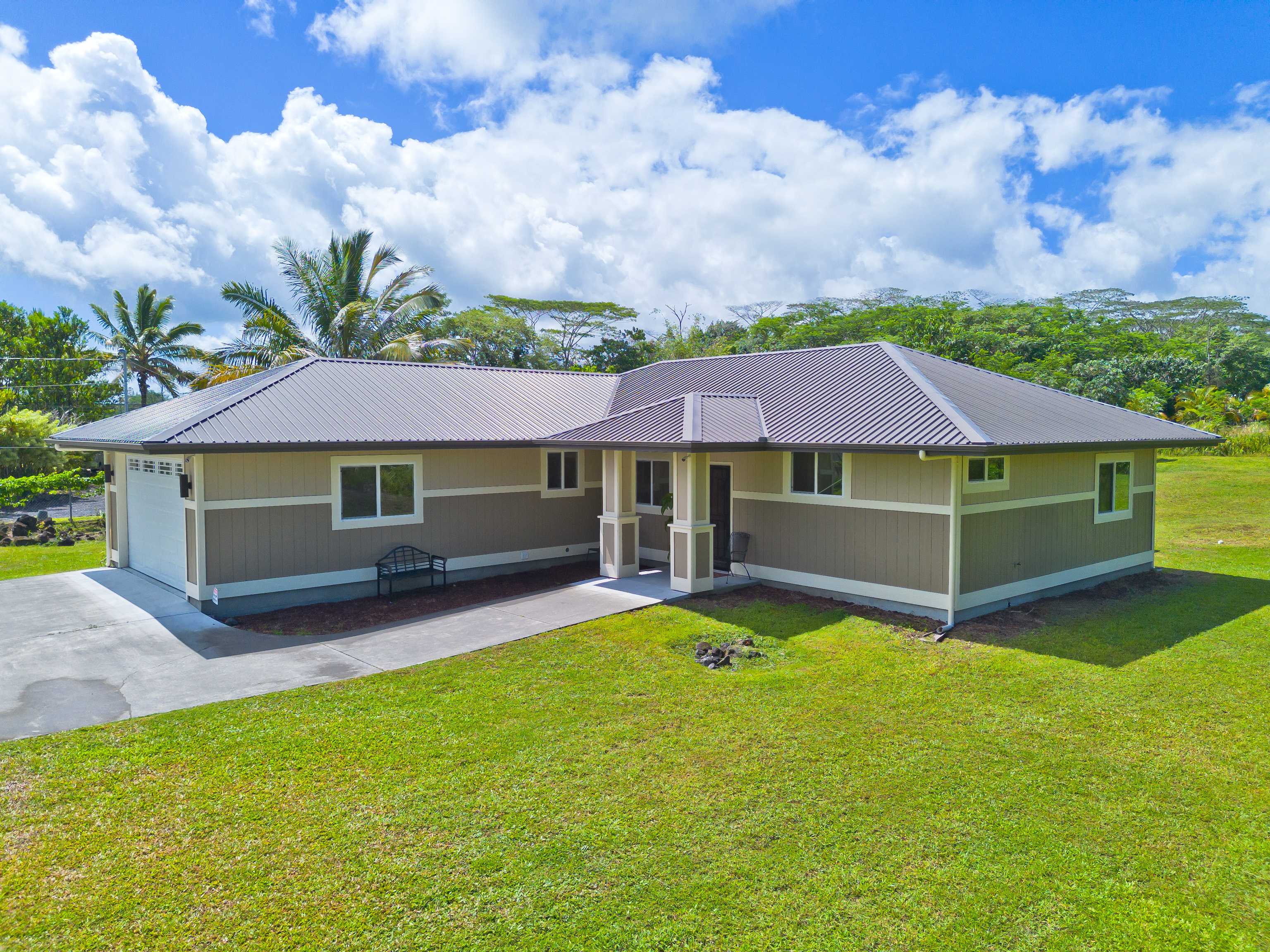 Keaau, HI 96749,15-1736 7TH AVE