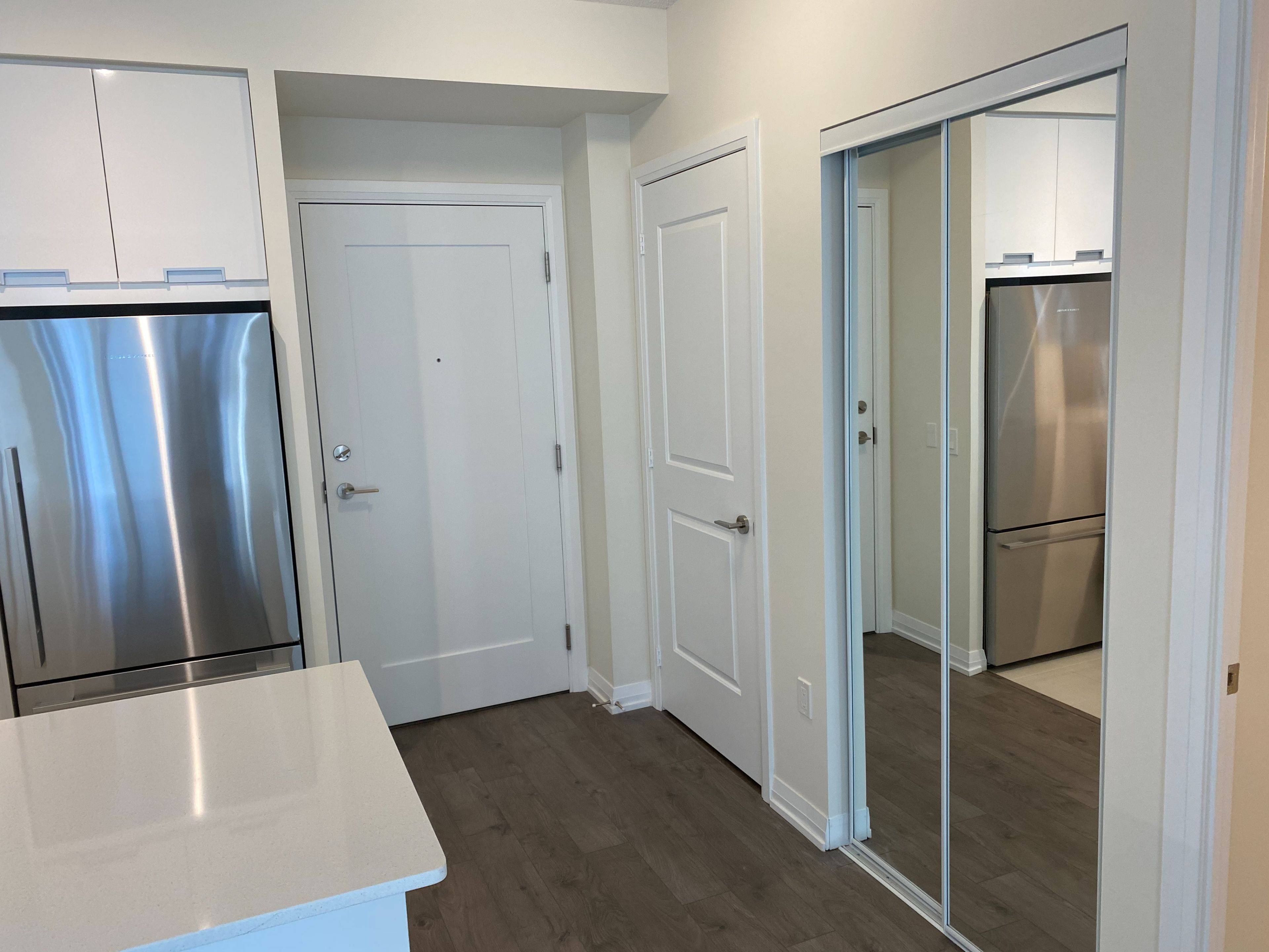 Mississauga, ON L5M 0G8,35 Watergarden DR W #1215
