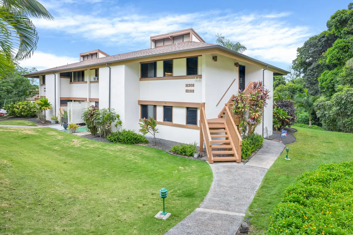 4701 KAWAIHAU RD #H202, Kapaa, HI 96746