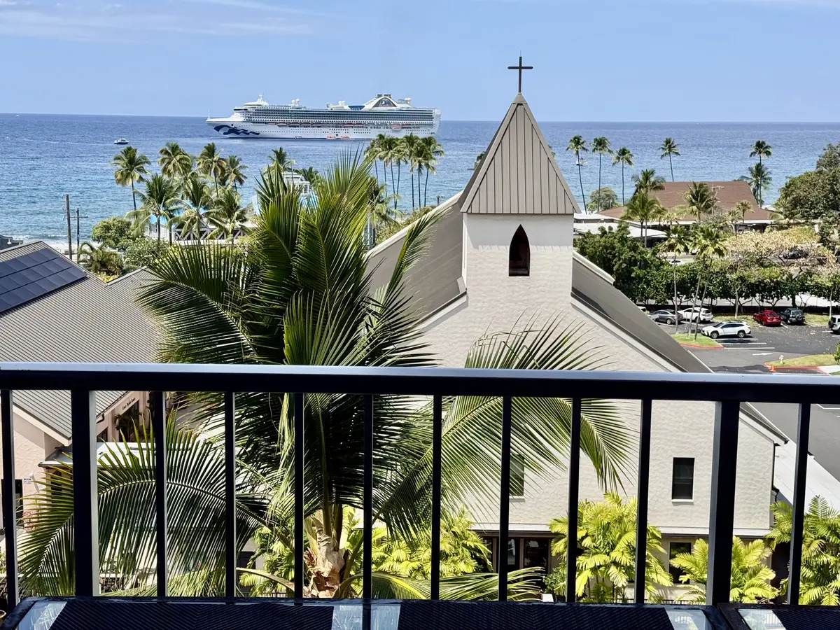 75-5766 KUAKINI HIGHWAY #704, Kailua-kona, HI 96740