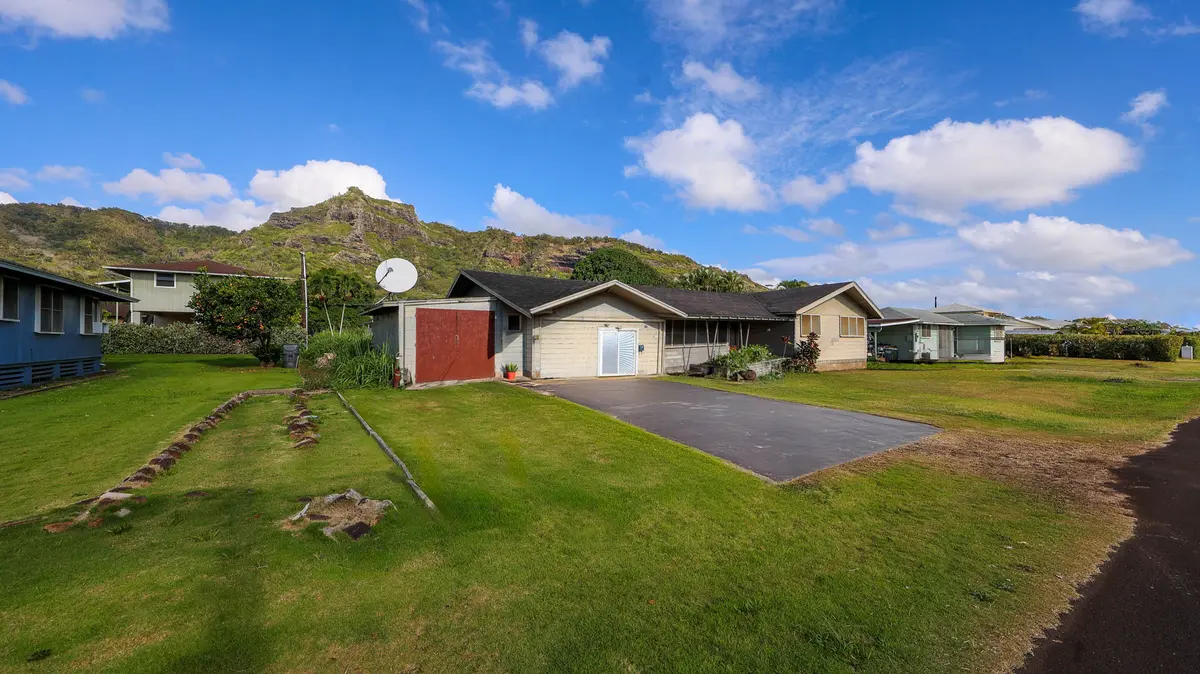 Kapaa, HI 96746,267 HOOKIPA RD