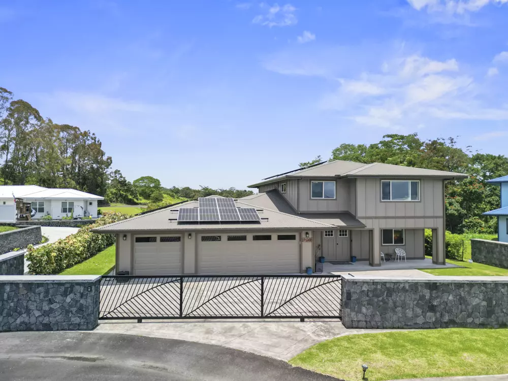 Hilo, HI 96720,27-2470 KAHALA PL