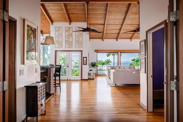 27-106 HIKINA PL, Hilo, HI 96720