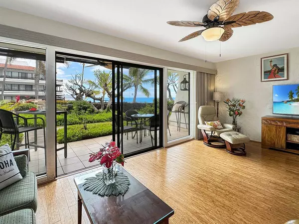 Kailua-kona, HI 96740,75-6082 ALII DR #B137