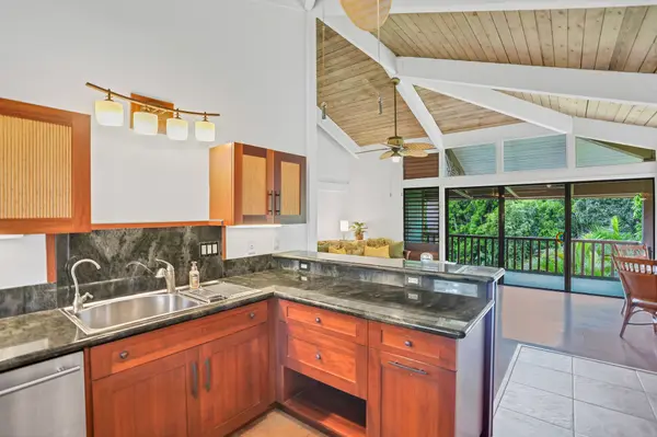 4701 KAWAIHAU RD #H202, Kapaa, HI 96746