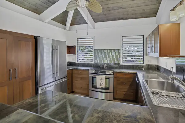 4701 KAWAIHAU RD #H202, Kapaa, HI 96746