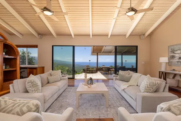 Captain Cook, HI 96704,82-5931 WAKIDA DR