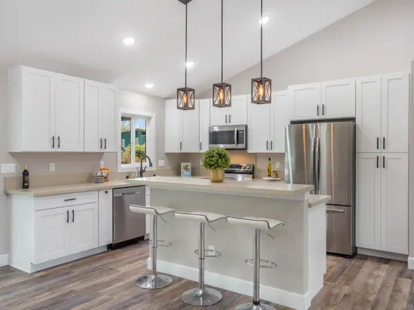 15-2064 25TH AVE, Keaau, HI 96749