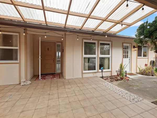 73-4332 KA MUA PL, Kailua-kona, HI 96740