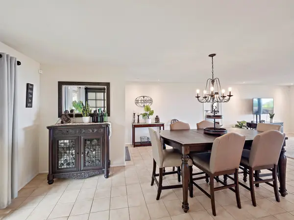 73-4332 KA MUA PL, Kailua-kona, HI 96740