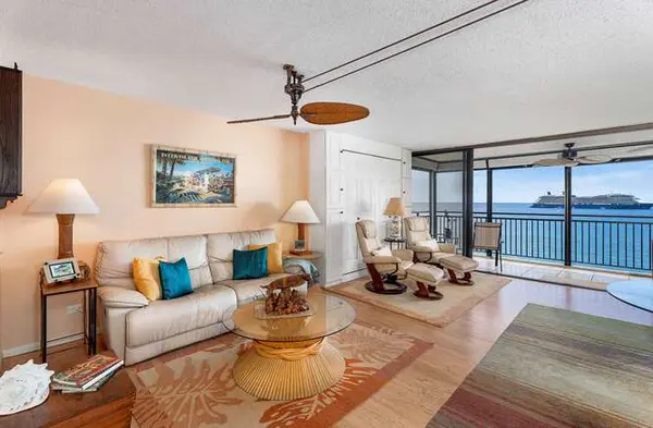 75-5782 KUAKINI HIGHWAY #601, Kailua-kona, HI 96740