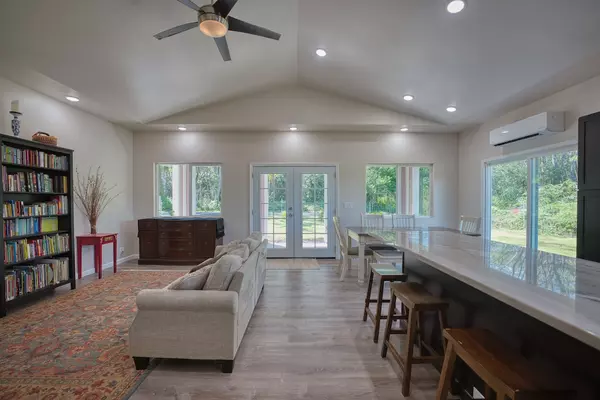 Keaau, HI 96749,15-1953 15TH AVE