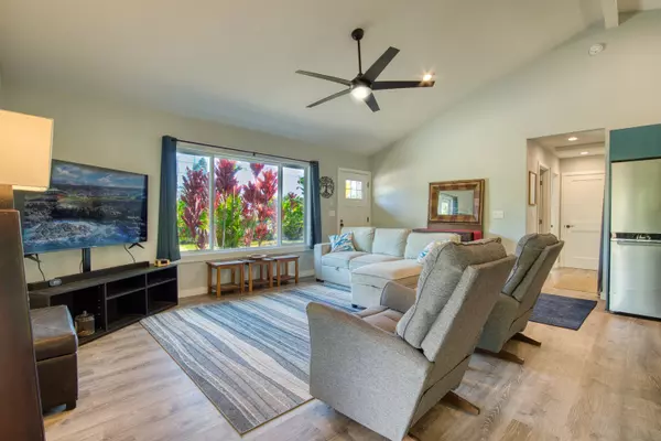 Keaau, HI 96749,15-1478 8TH AVE