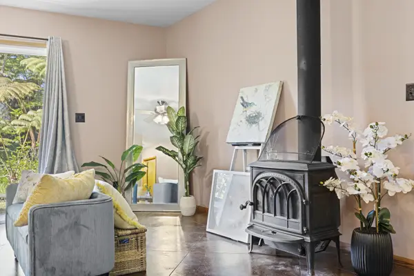 Volcano, HI 96785,19-4267 KE KOA NUI ST