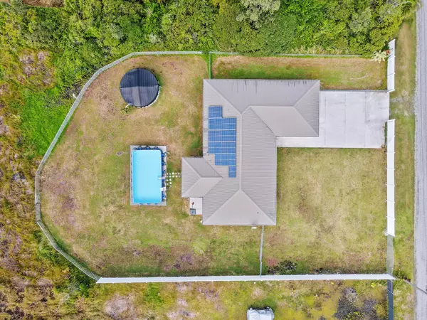 Keaau, HI 96749,15-1680 8TH AVE