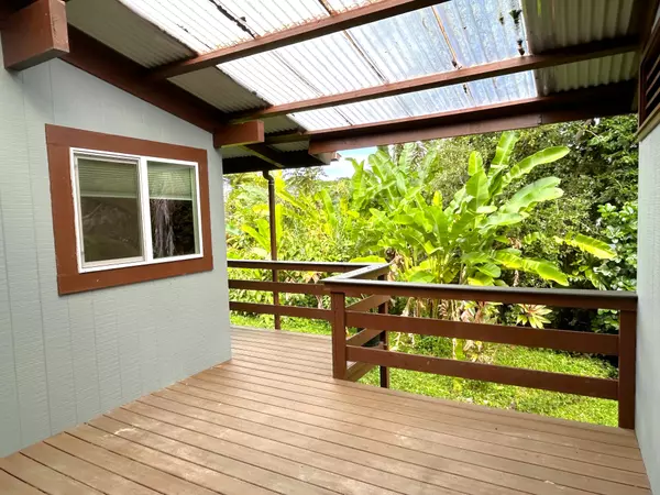 Hilo, HI 96720,1408 WAIANUENUE AVE