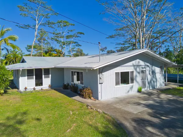 Keaau, HI 96749,16-1321 POHAKU CIRCLE