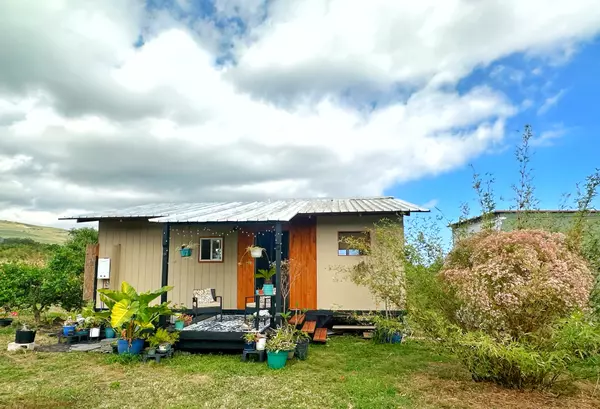94-6332 PUKA ST #A, Naalehu, HI 96772