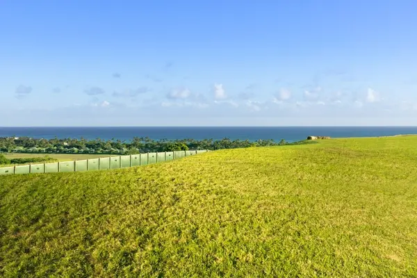 6 Aka Ula Pl, Koloa, HI 96756