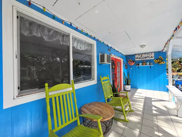 Keaau, HI 96749,15-1487 16TH AVE