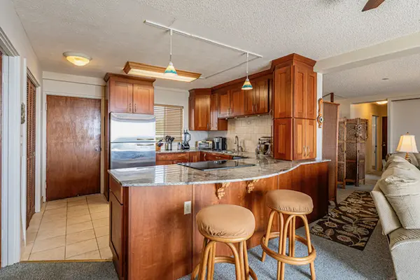 75-5766 KUAKINI HIGHWAY #704, Kailua-kona, HI 96740