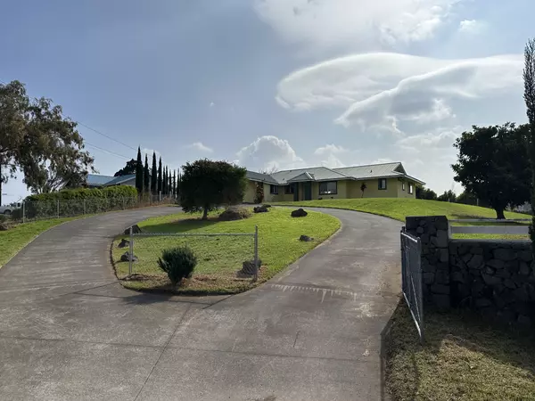 Kamuela, HI 96743,67-1243 KAOMOLOA PL